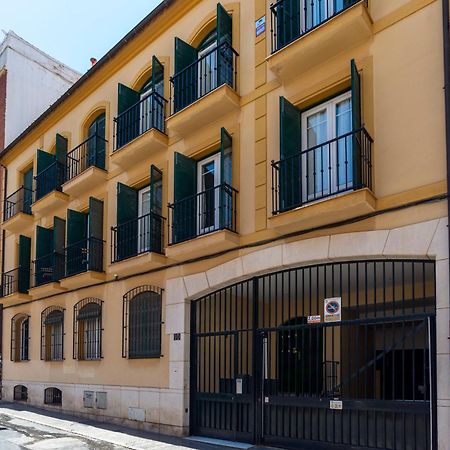 Apartment & Pool In Malaga City Center ภายนอก รูปภาพ