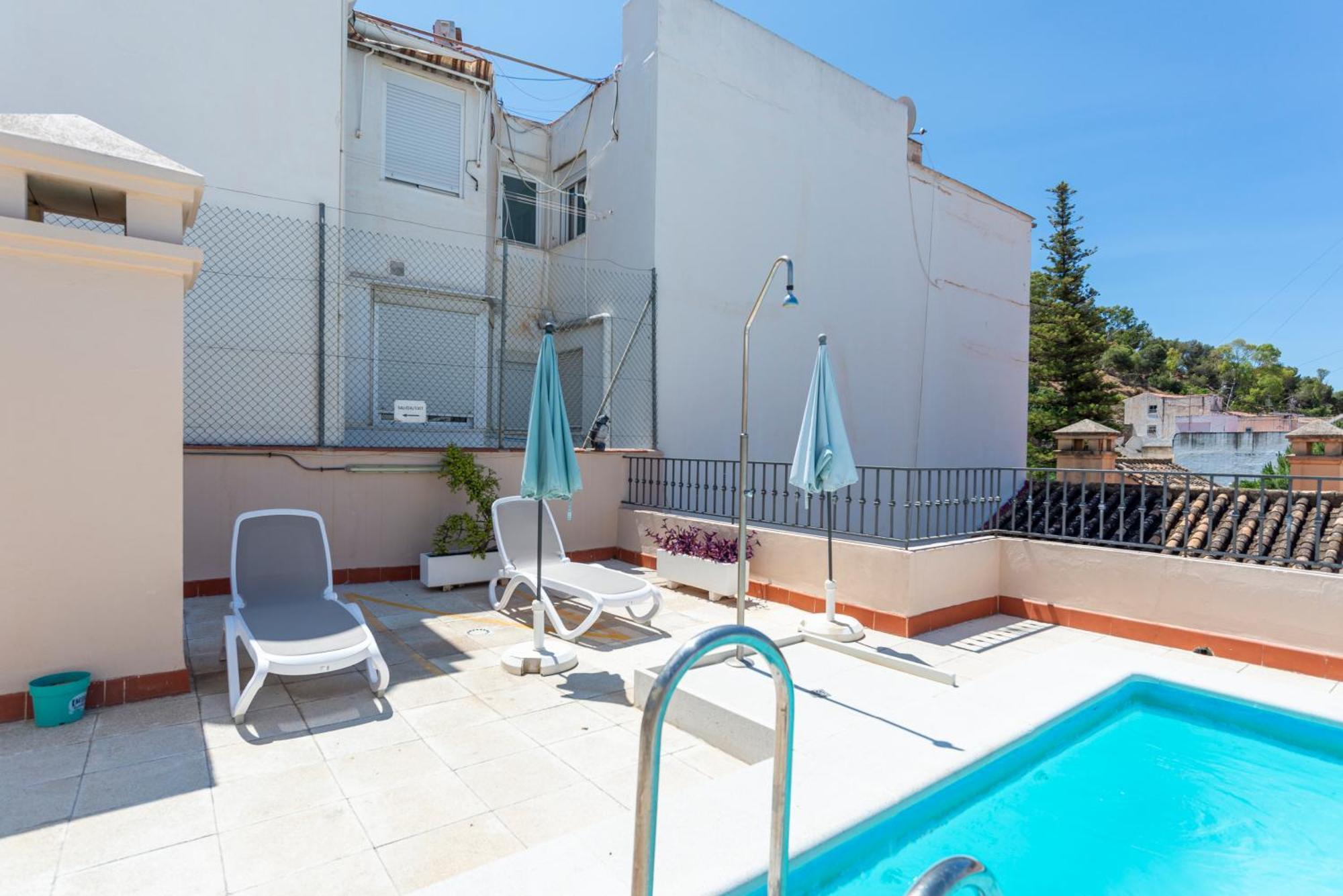 Apartment & Pool In Malaga City Center ภายนอก รูปภาพ