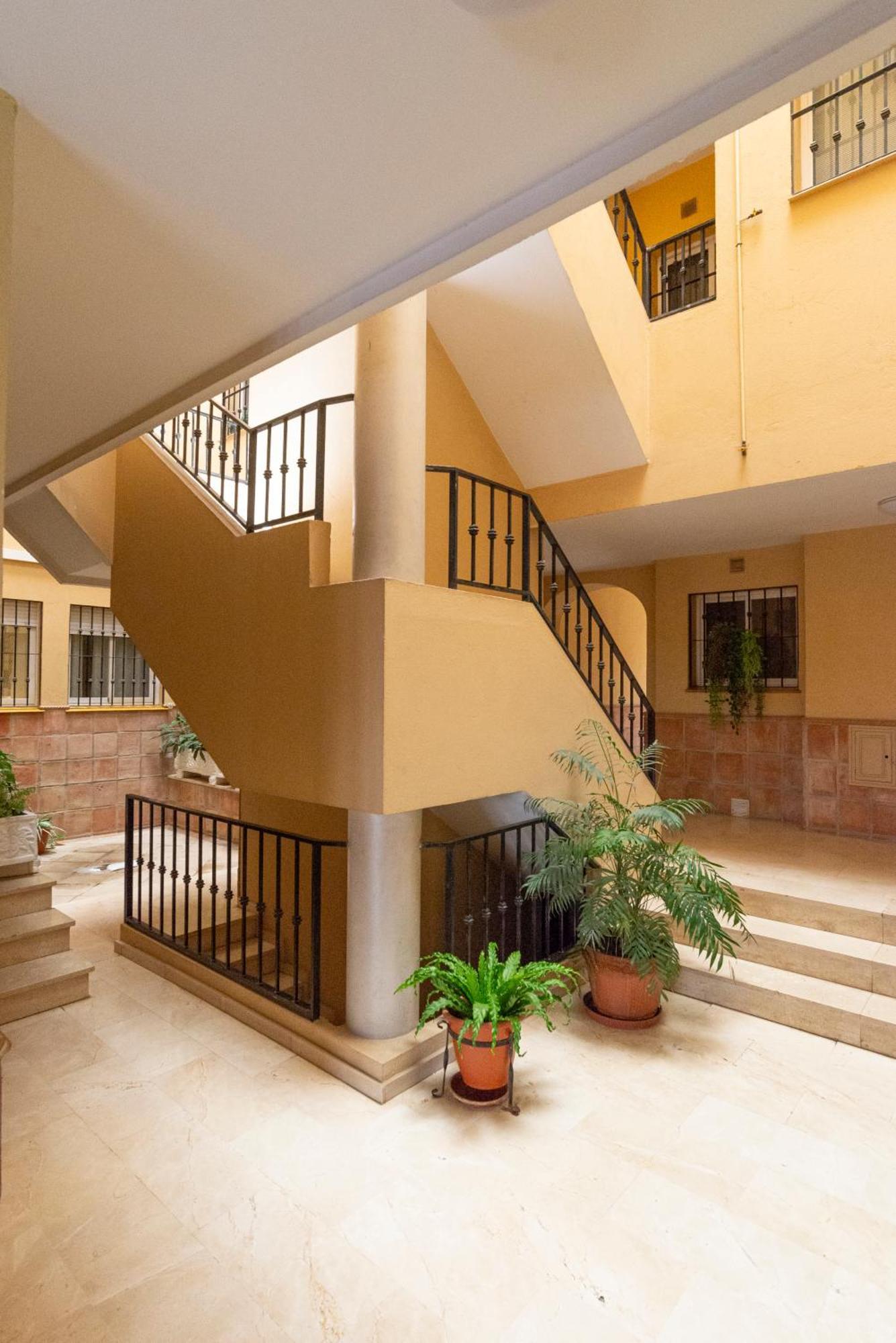 Apartment & Pool In Malaga City Center ภายนอก รูปภาพ