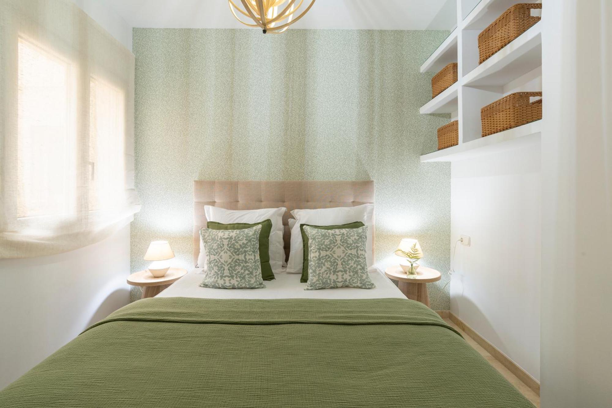 Apartment & Pool In Malaga City Center ภายนอก รูปภาพ
