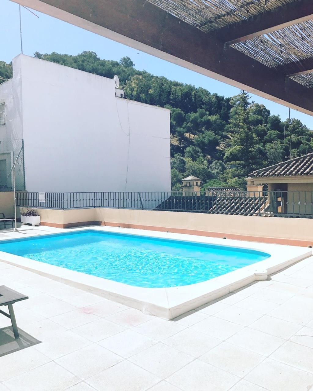 Apartment & Pool In Malaga City Center ภายนอก รูปภาพ